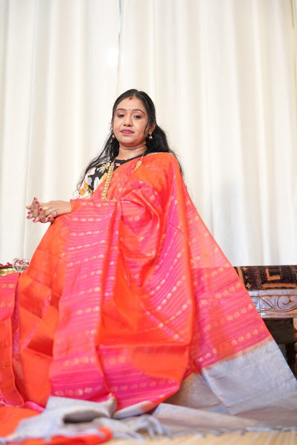 Pure Kanchipuram Handloom Soft Silks - Image 2