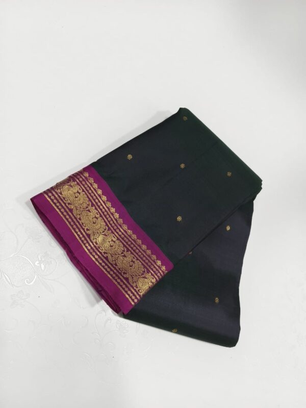 Pure Kanchipuram Handloom Silks